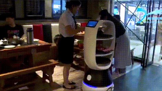 VR餐飲：VR沉浸式體驗打造餐飲互聯網營銷模式(圖1)