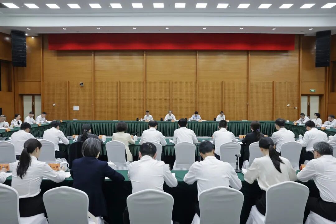 蘇州市委書記範波調研吳中：太湖之濱的“綠色突圍”(圖1)